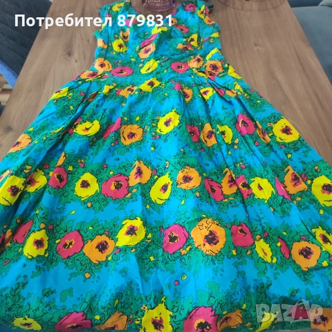 Ефектна  рокля на цветя / Разкроена лятна рокля в синьо, жълто и розово