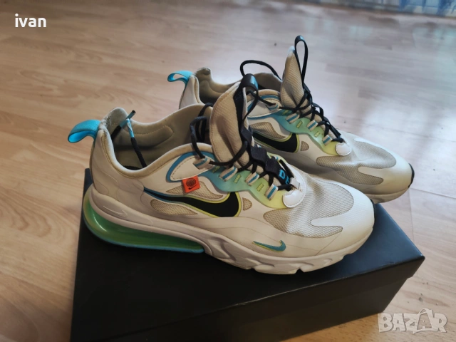 naik air max reax 270