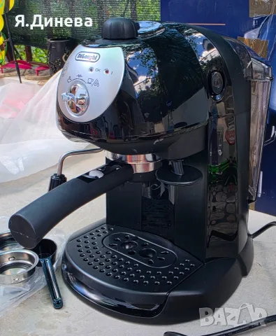 Кафемашина Delonghi с ръкохватка , снимка 2 - Кафемашини - 55298615