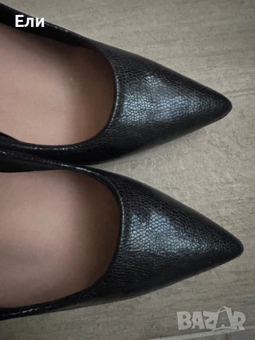 Кожени обувки на ток, снимка 4 - Дамски обувки на ток - 54346376