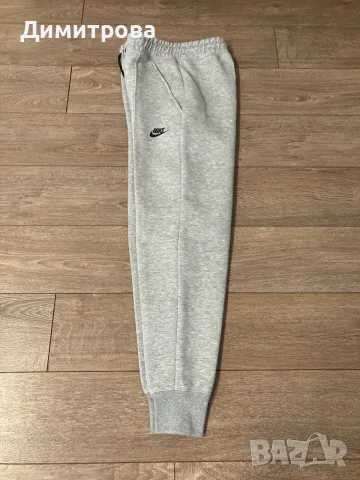 Дамско долнище Nike, снимка 4 - Спортни екипи - 55424559