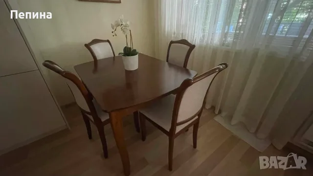 ТРАПЕЗНА МАСА С ЧЕТИРИ СТОЛА, снимка 3 - Маси - 55674217