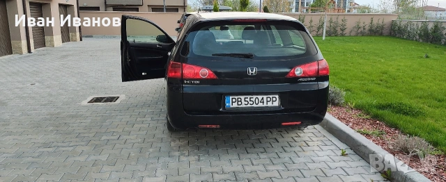 Honda Accord 2.2 I-CDTI комби, снимка 8 - Автомобили и джипове - 52587717