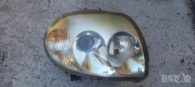 Десен фар Renault Clio II