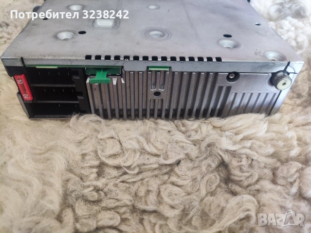 cd radio player за Мерцедес w211, снимка 3 - Части - 54410207