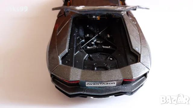 Lamborghini Aventador LP700-4 MAISTO 1:24, снимка 5 - Колекции - 55614002
