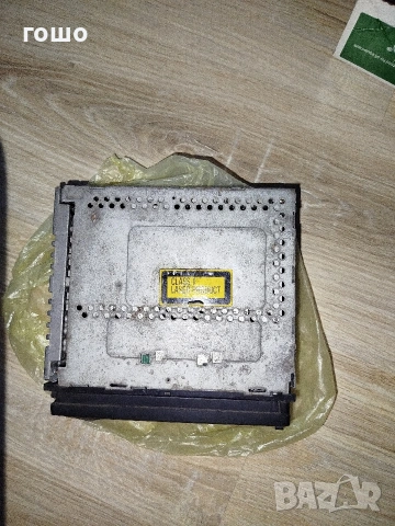 радио, снимка 3 - Аксесоари и консумативи - 54317849