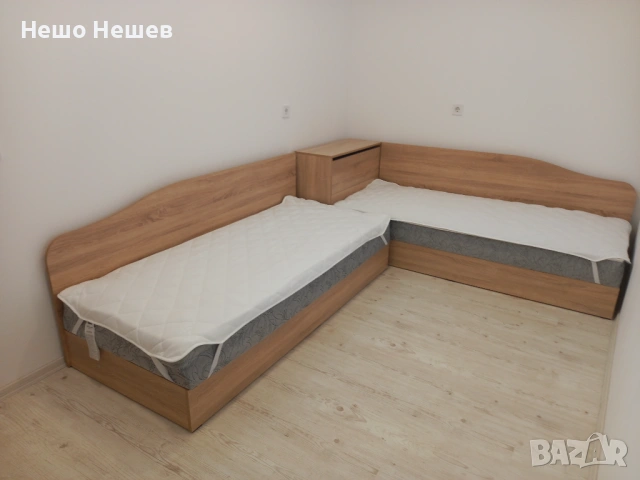 Самостоятелна жилищна сграда с гараж, снимка 4 - Апартаменти - 54893702