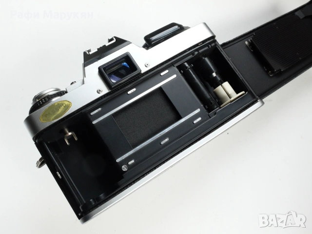 SLR "MINOLTA XG-M"  филмов, здрав, стабилен и сигурен, снимка 3 - Фотоапарати - 54035689