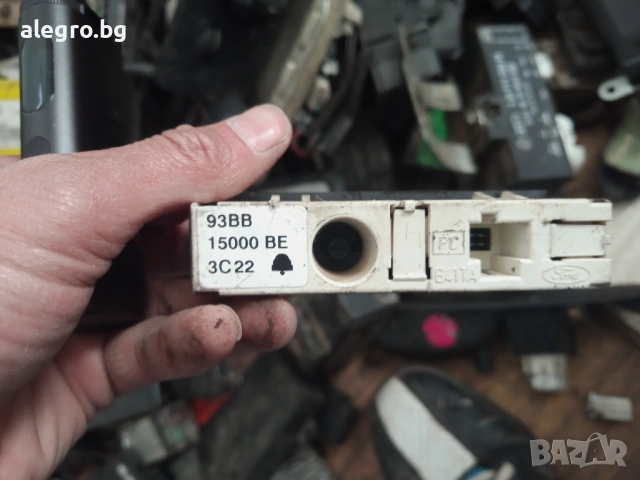 Часовник за Ford Mondeo , 93BB1500BE , снимка 3 - Части - 54354159