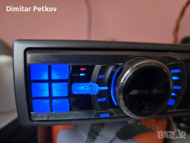 Продавам Alpine ida-x001