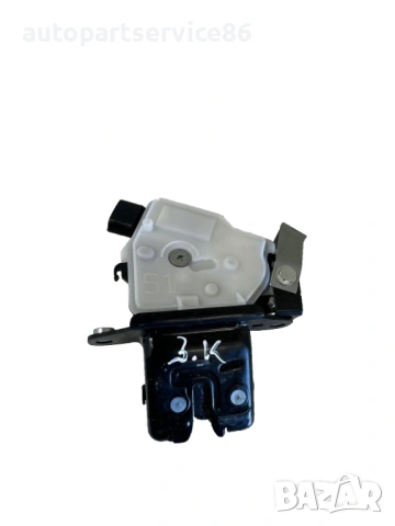 Механизъм за заключване на багажник за Toyota Prius 1.8 Hybrid (2018)