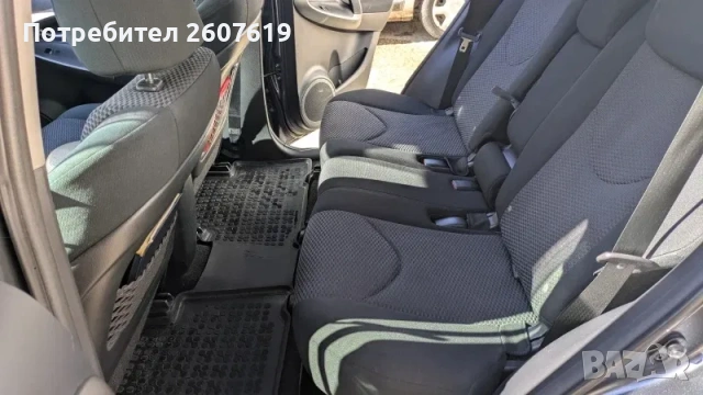 Toyota Rav4 2.2D4D 2WD Facelift - с 4бр Нови дюзи, снимка 8 - Автомобили и джипове - 54637872