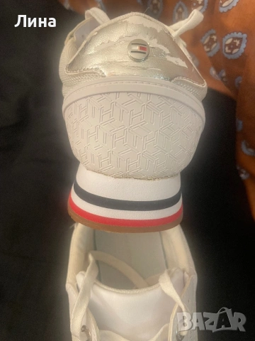 Дамски сникерси Tommy Hillfiger, снимка 2 - Маратонки - 54059511