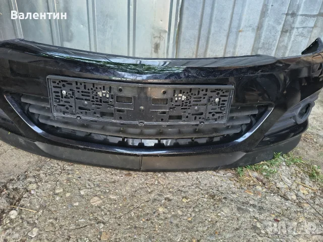 Предна Броня за Opel Astra H GTC, снимка 7 - Части - 55359795