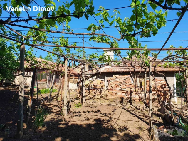 Къща и стопански постройки до Велико Търново , снимка 9 - Къщи - 54141642
