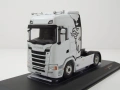 Scania S-Series влекач 2020 - мащаб 1:43 на IXO моделът е нов в PVC дисплей-кейс, снимка 1