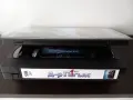 VHS видеокасета с филма д-р Гигълс (Dr. Giggles), снимка 3