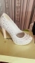Бели обувки с камъни , снимка 1