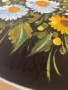 🌻 Ръчно рисувана декоративна чиния с цветя – подпис от художник., снимка 2