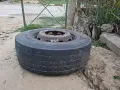 Продава се резервна гума с джанта за камйон 22.5×70×235 , снимка 2