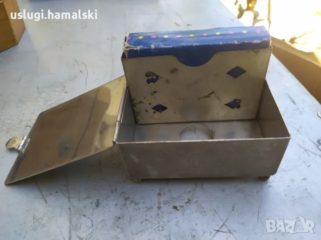 Стара кутия за карти