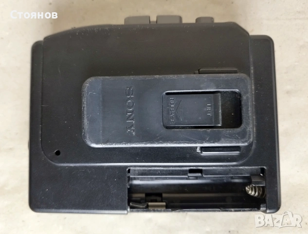 Лот от 4 уокмена (WALKMAN) , снимка 8 - Радиокасетофони, транзистори - 55011383