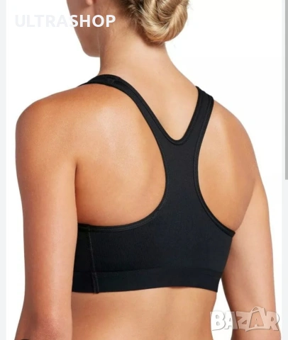 Дамски топ в отлично състояние Nike size S, снимка 2 - Корсети, бюстиета, топове - 55154671