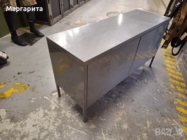 Метален шкаф ИКЕА