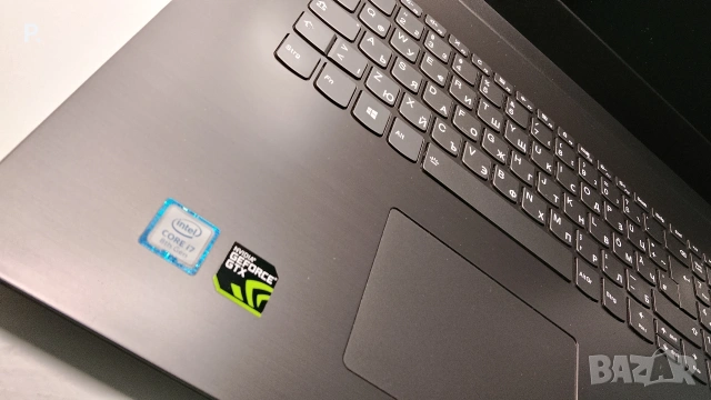 17" Lenovo, перфектен!, снимка 2 - Лаптопи за игри - 53996661