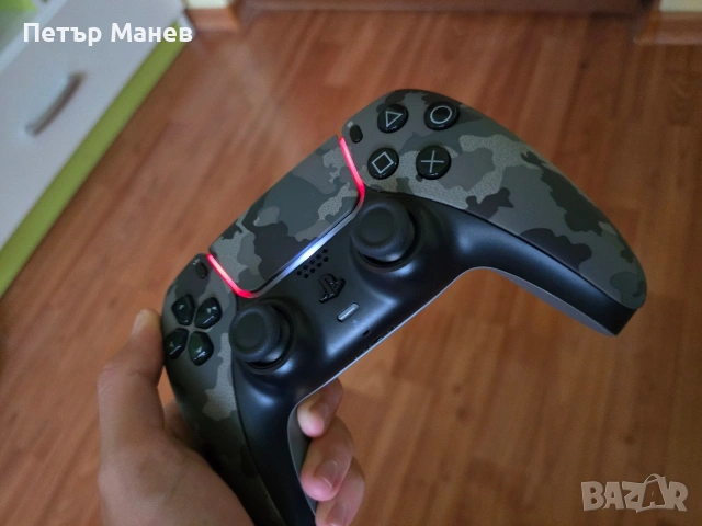PS5 контролер цвят grey camo като нов!, снимка 3 - Друга електроника - 55232088