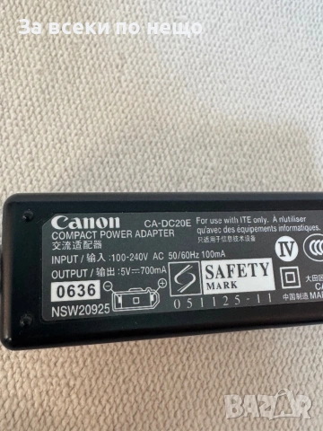 Оригинално зарядно за цифров фотоапарат Canon CA-DC20E, снимка 3 - Батерии, зарядни - 54674746