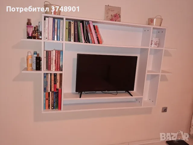 Спалня с нощни шкафчета плюс матрак Магнифлекс. Размер 160/200. Подарък секция за стена. Цена 200Е., снимка 3 - Спални и легла - 55645958