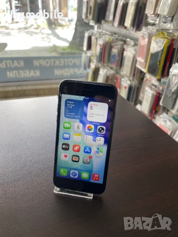 Apple iPhone SE 2020 64GB Black, снимка 5 - Apple iPhone - 54424545