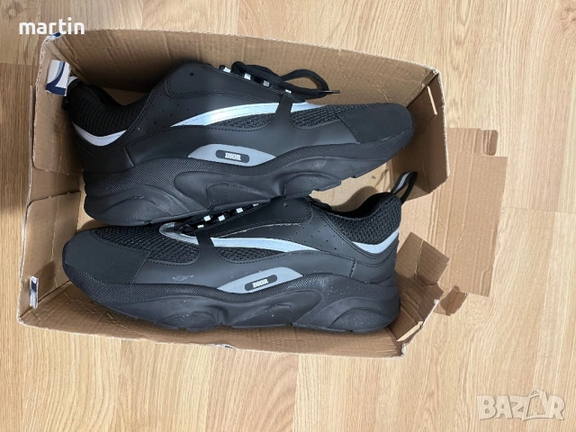Dior B22