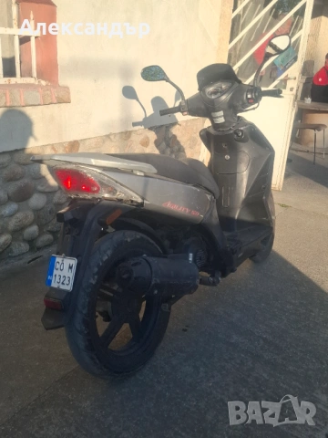 Скутер Kymco Agility 50cc, снимка 3 - Мотоциклети и мототехника - 54640185