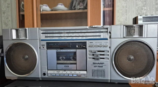 Sharp GF-7500, снимка 2 - Радиокасетофони, транзистори - 54996153