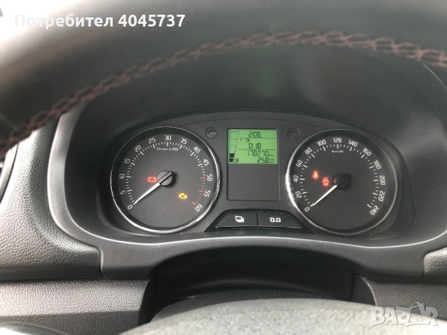 Skoda Fabia-Monte Carlo Испълнение!!!,1.6 тди, снимка 11 - Автомобили и джипове - 54683606