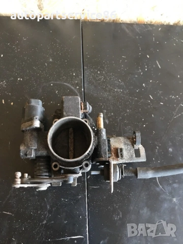 Дроселова клапа за Opel Zafira 1.6 бензин (2001) 90529710