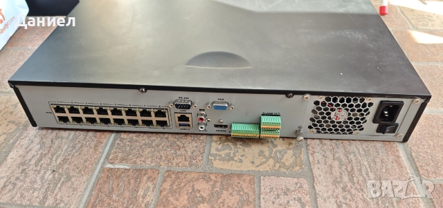 16 портов NVR Hikvision DS-7716NI-K4/16P, снимка 3 - Комплекти за видеонаблюдение - 55151385