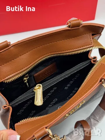 Дамска чанта Guess , снимка 4 - Чанти - 55343617