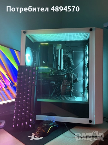 Продавам геймърски компютър заедно с мишка Glorious и клавиш Razer. 