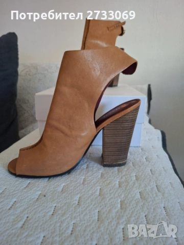 Сандали Coach естествена кожа , снимка 4 - Сандали - 54246895