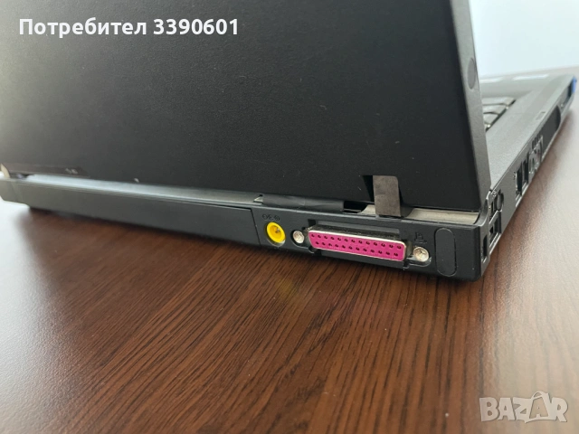IBM ThinkPad R50e- уникален ретро лаптоп като нов, снимка 3 - Лаптопи за дома - 54105587