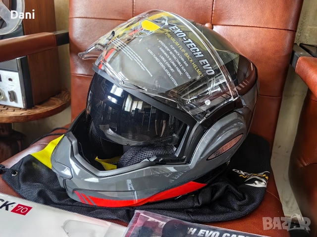 Модуларна каска Scorpion Exo Tech Evo , снимка 5 - Аксесоари и консумативи - 54130760