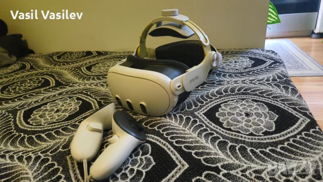 Meta Quest 3 128GB / VR очила, комплект, снимка 2 - Други игри и конзоли - 54925047