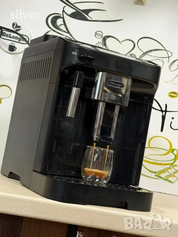 Кафемашина кафе автомат delonghi magnifica evo с гаранция, снимка 4 - Кафемашини - 54724209