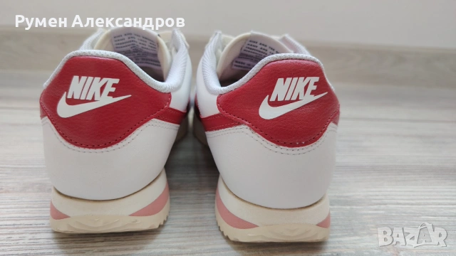 Бели кожени дамски маратонки NIKE CORTEZ размер EUR38, снимка 4 - Маратонки - 54635166