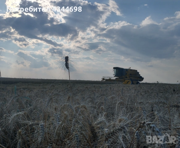 Комбайна New Holland TF 42, снимка 5 - Селскостопанска техника - 54967500