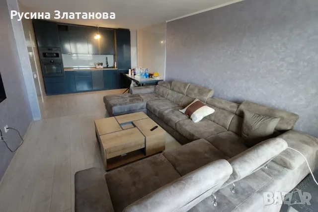ЕРА Надежда продава обзаведен тристаен апартамент с АКТ 16, разположен в кв. Надежда 1